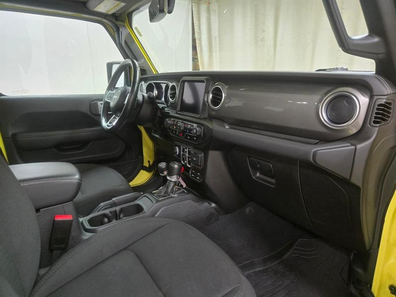 jeep Wrangler 2023 - 14