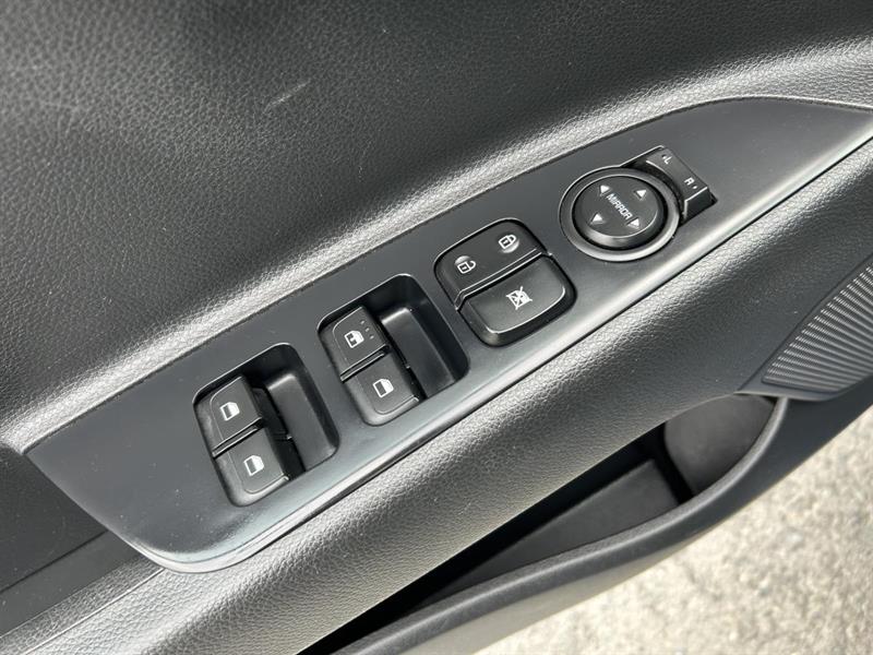 kia Rio5 2021 - 9