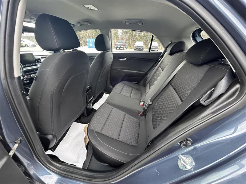 kia Rio5 2021 - 20