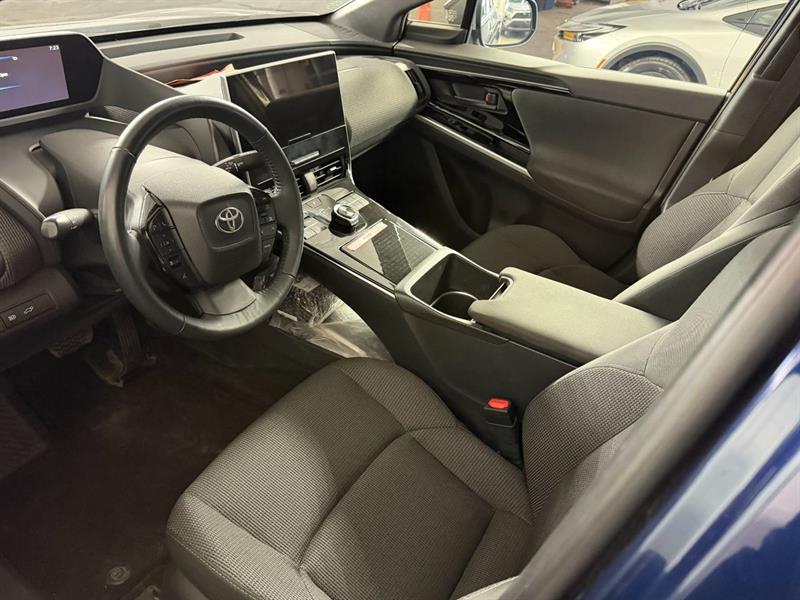 toyota bZ4X 2024 - 30