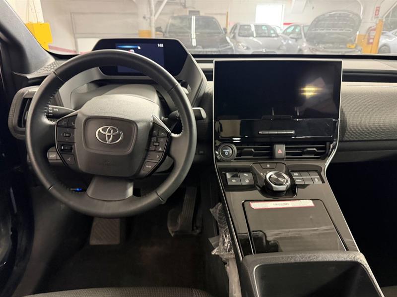 toyota bZ4X 2024 - 31