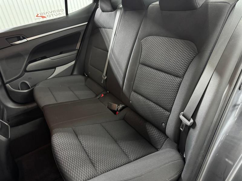 hyundai Elantra 2019 - 11