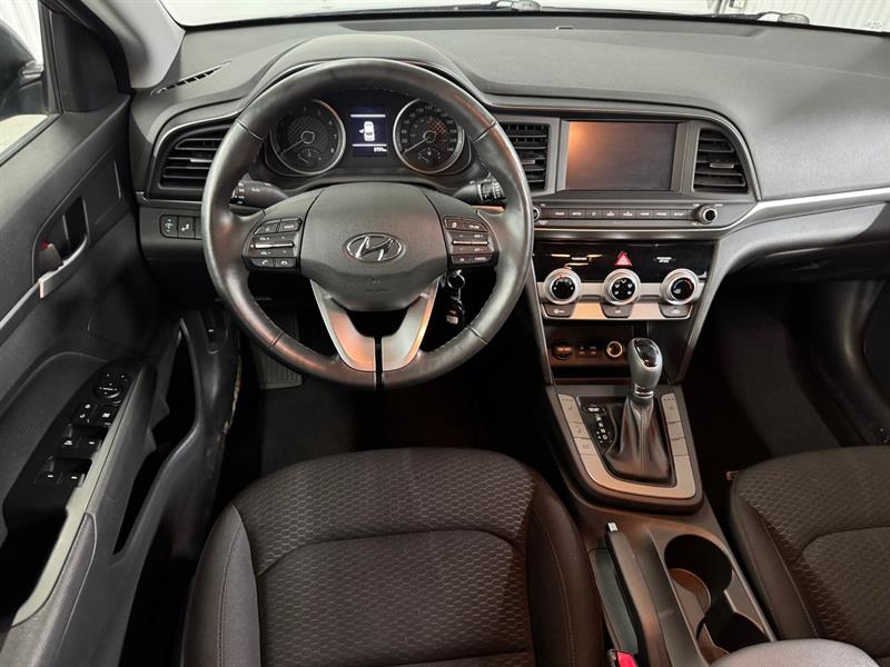 hyundai Elantra 2019 - 16