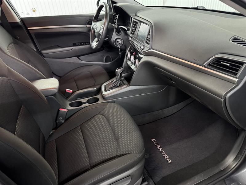 hyundai Elantra 2019 - 19