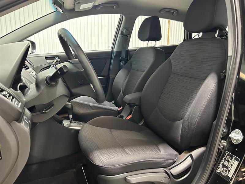 hyundai Accent 2017 - 13
