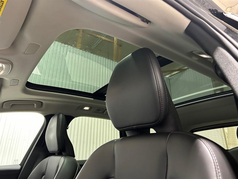 volvo XC60 2023 - 14