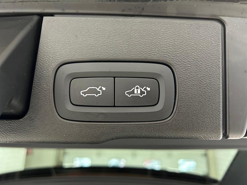 volvo XC60 2023 - 18