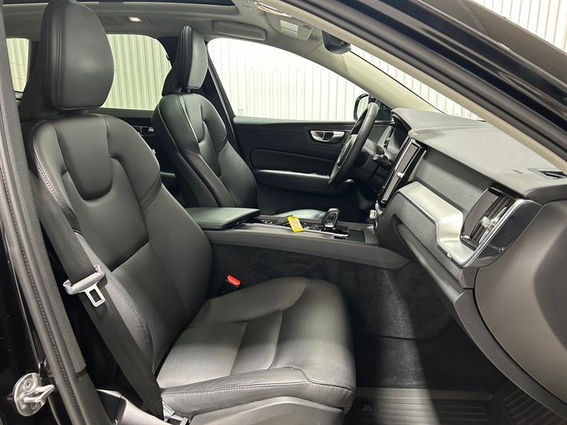 volvo XC60 2023 - 20