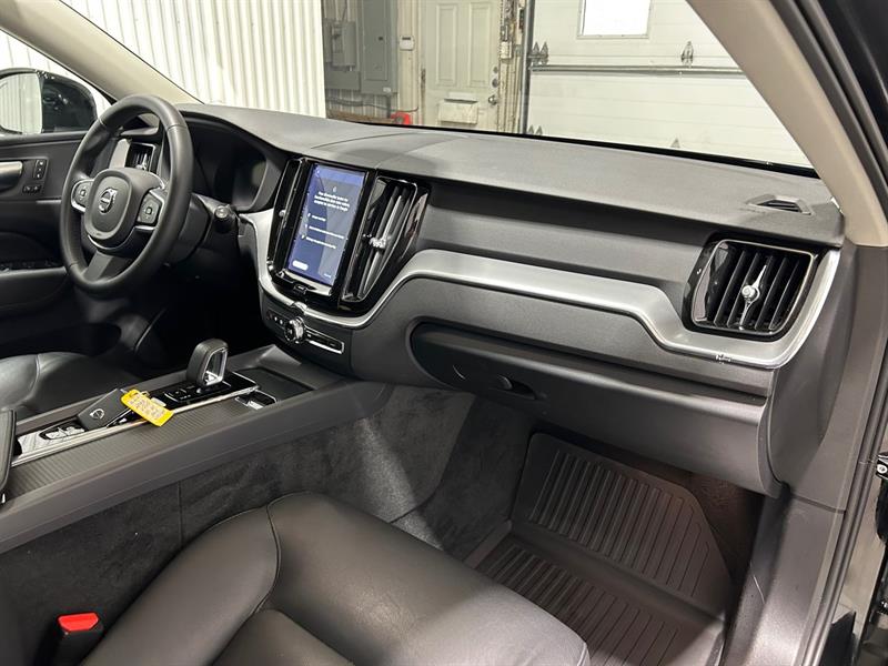 volvo XC60 2023 - 21