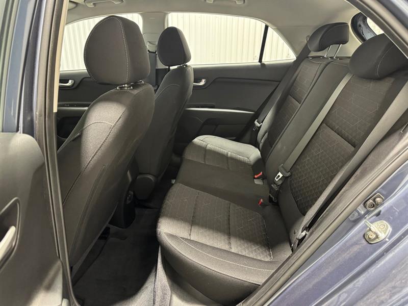 kia Rio 5-door 2019 - 11