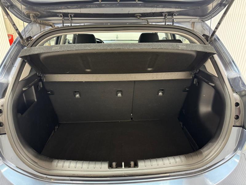 kia Rio 5-door 2019 - 14
