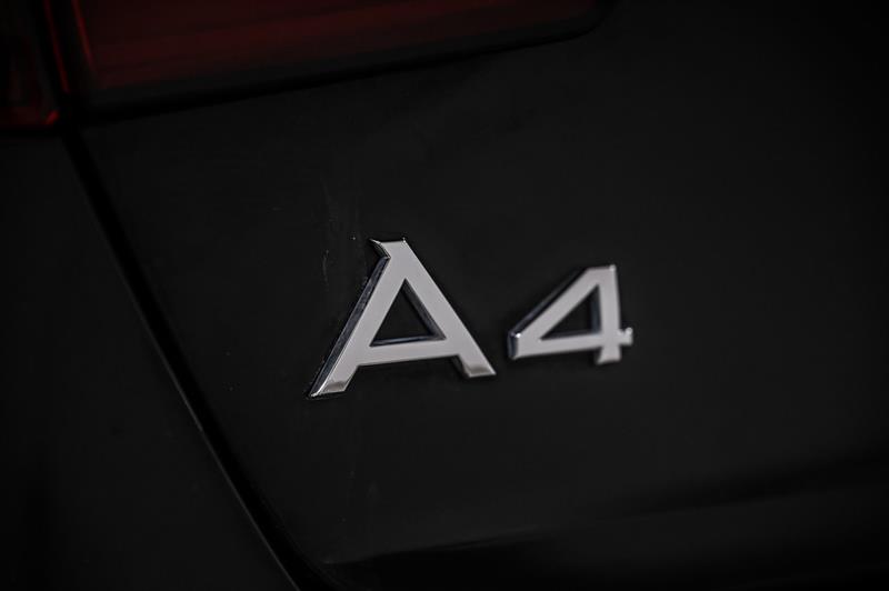 audi A4 Sedan 2021 - 8