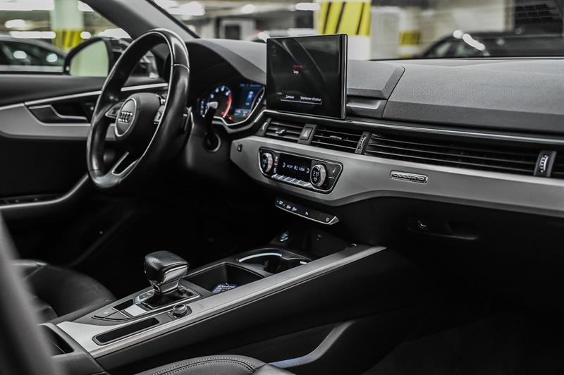 audi A4 Sedan 2021 - 23
