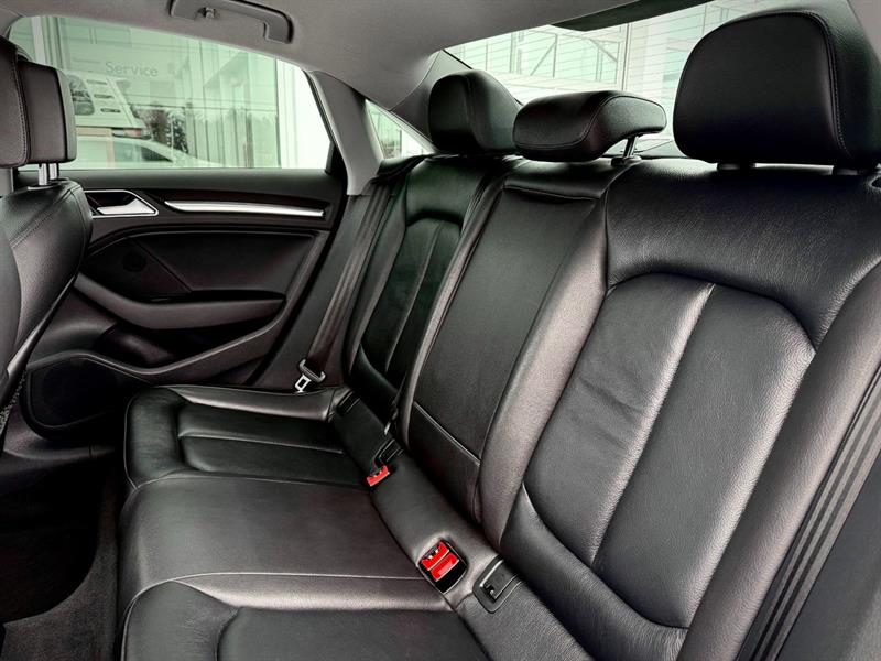 audi A3 Sedan 2018 - 17