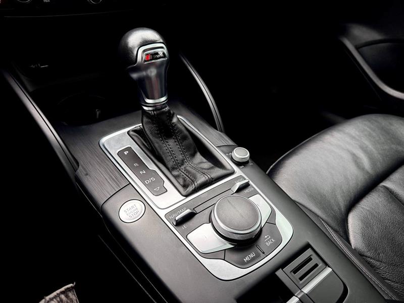 audi A3 Sedan 2018 - 28