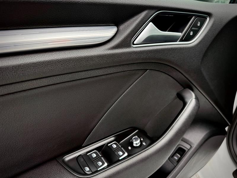 audi A3 Sedan 2018 - 30