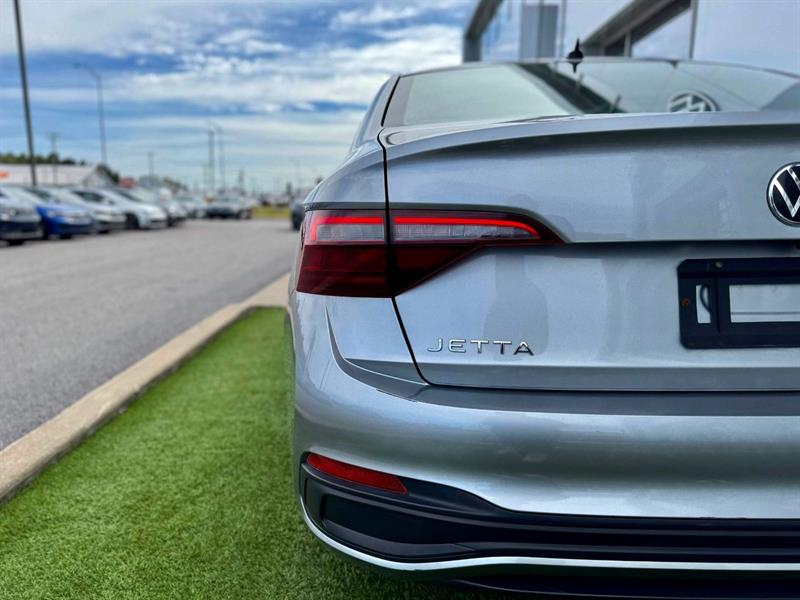 volkswagen Jetta 2022 - 9