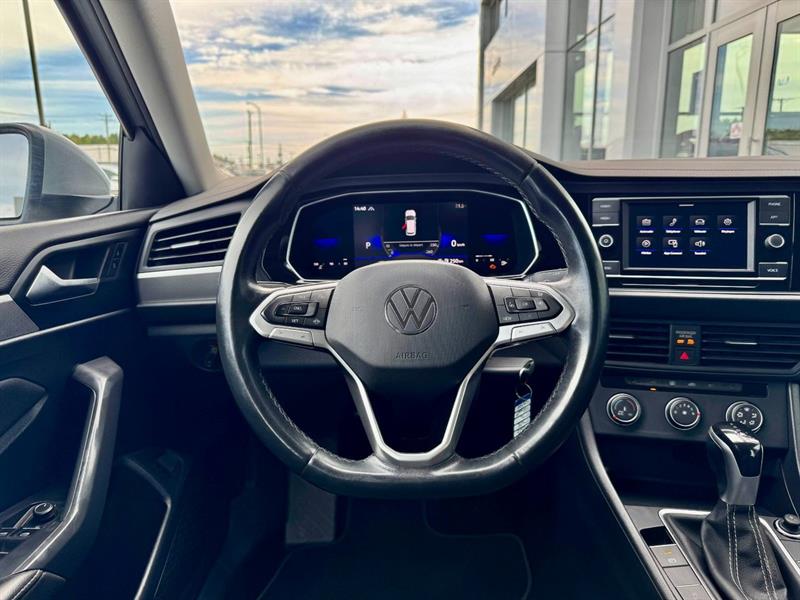 volkswagen Jetta 2022 - 14