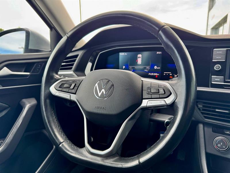 volkswagen Jetta 2022 - 16