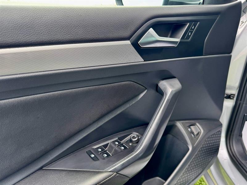volkswagen Jetta 2022 - 25