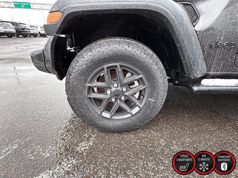 2025 Jeep Wrangler - Image 7