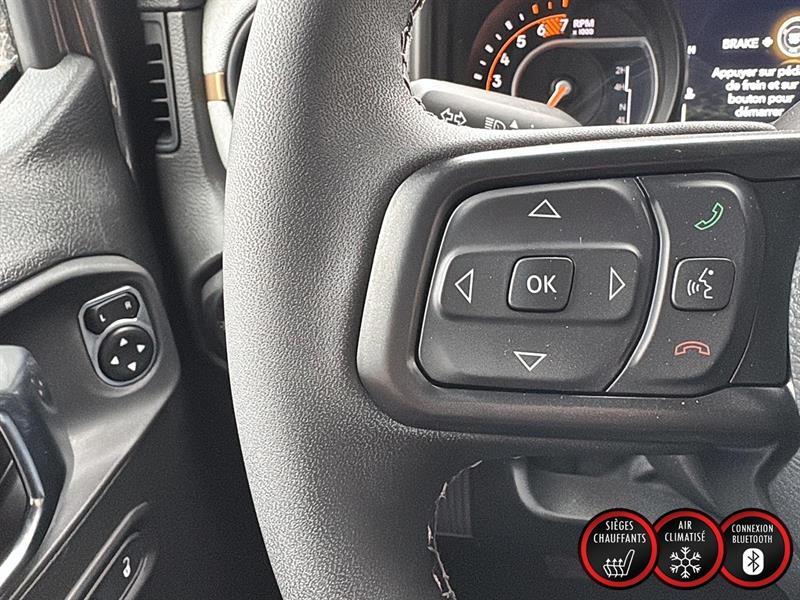 2025 Jeep Wrangler - Image 12