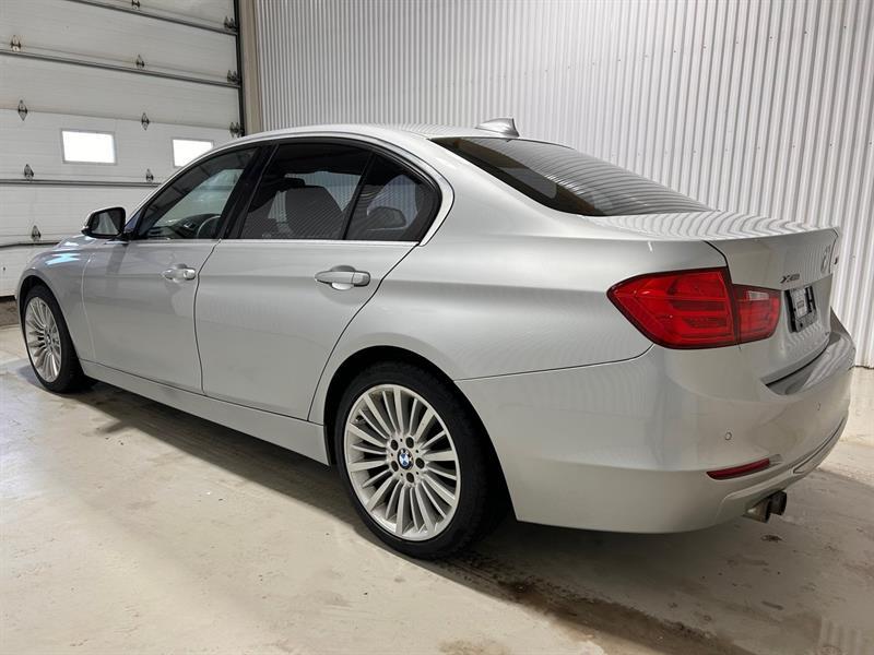 2015 Bmw 3 Series - Image 11