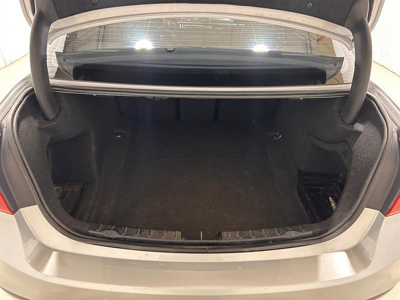 2015 Bmw 3 Series - Image 18