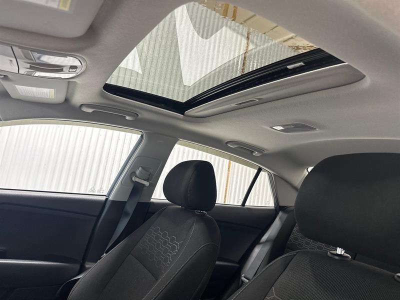 2018 Kia Rio - Image 11