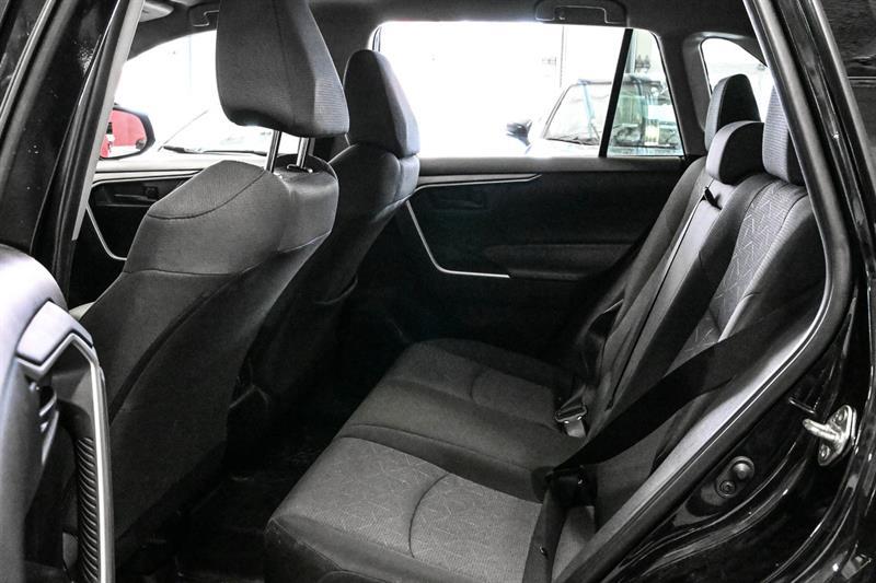 2024 Toyota RAV4 - Image 19