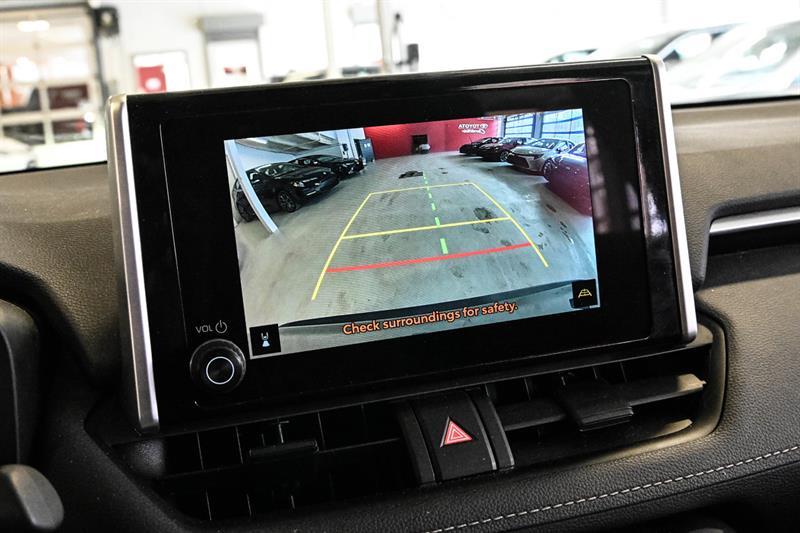 2024 Toyota RAV4 - Image 31