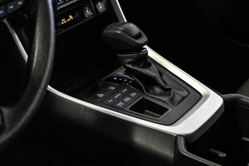 2024 Toyota RAV4 - Image 31