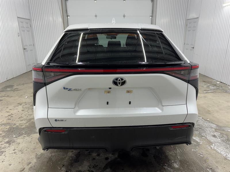 2024 Toyota BZ4X - Image 9