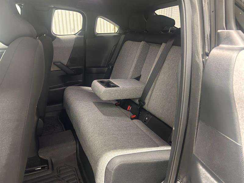 2022 Mazda MX-30 - Image 14