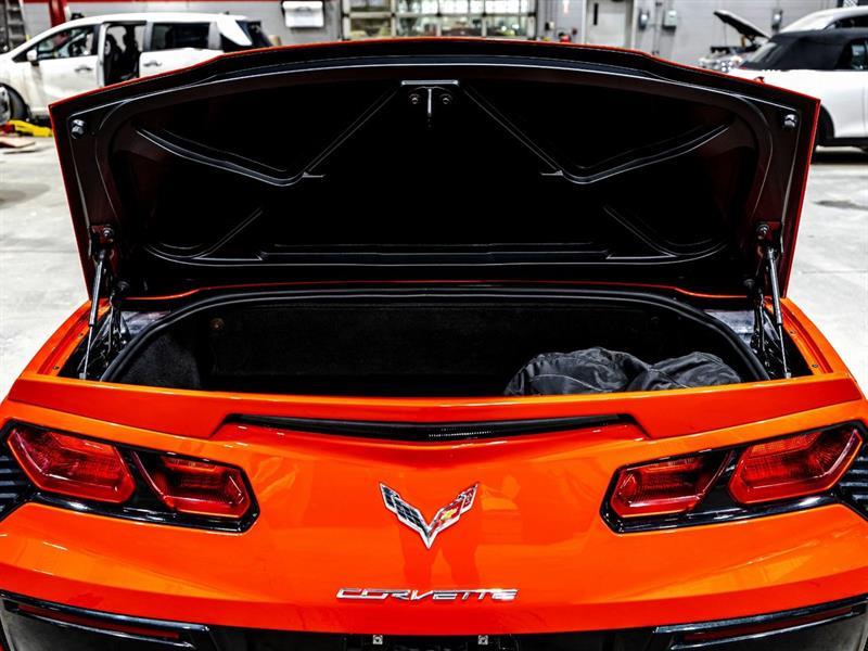 2019 Chevrolet Corvette - Image 12