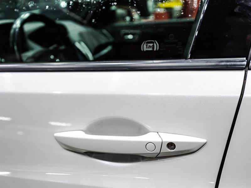 2019 Acura TLX - Image 11