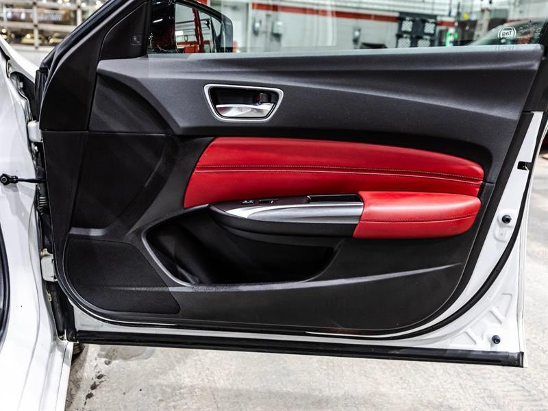 2019 Acura TLX - Image 17