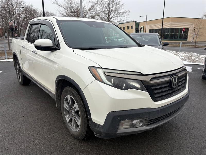2017 Honda Ridgeline - Image 2
