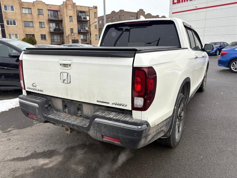 2017 Honda Ridgeline - Image 3