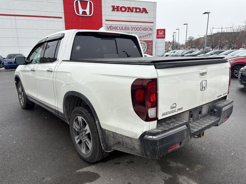 2017 Honda Ridgeline - Image 4