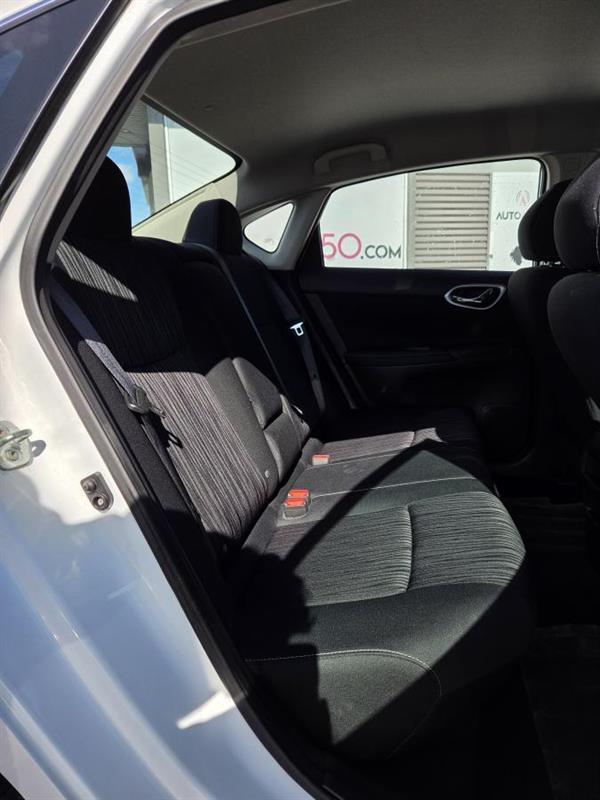 2019 Nissan Sentra - Image 12