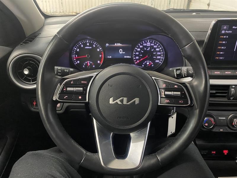 kia Forte 2024 - 21
