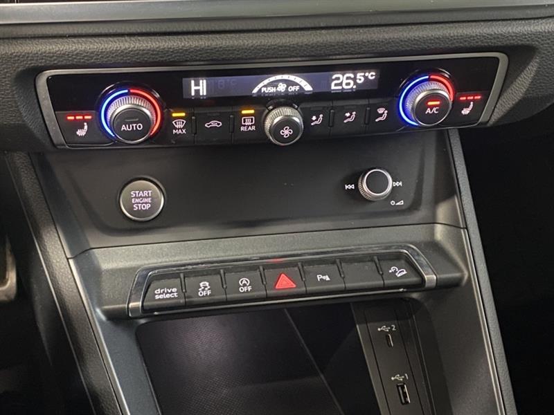 audi Q3 2020 - 28