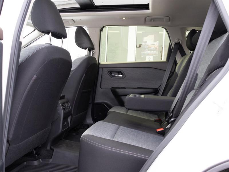 nissan Rogue 2023 - 24