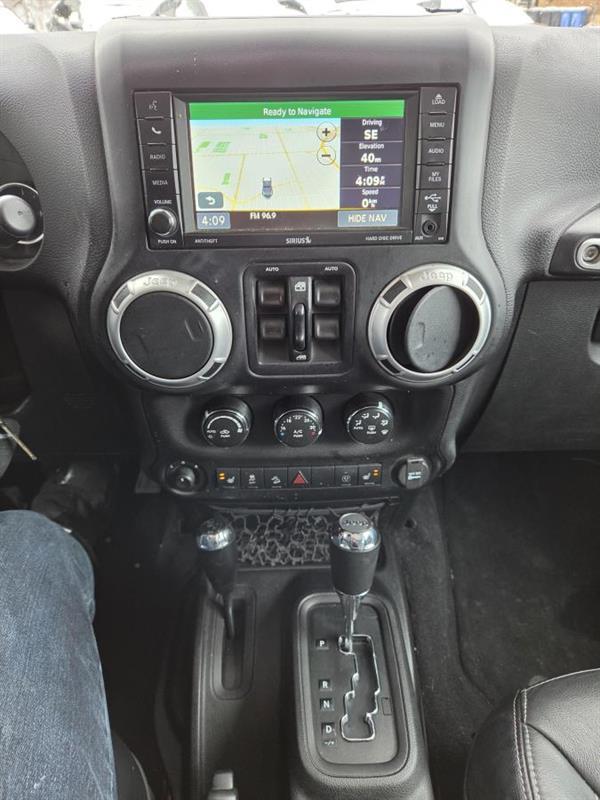 2016 Jeep Wrangler - Image 19