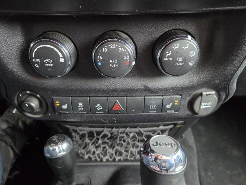 2016 Jeep Wrangler - Image 20