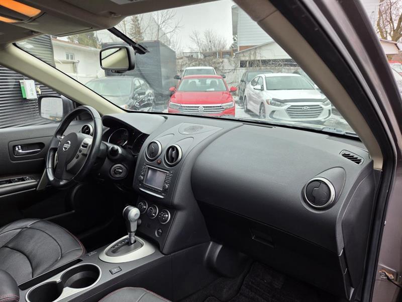 2011 Nissan Rogue - Image 10