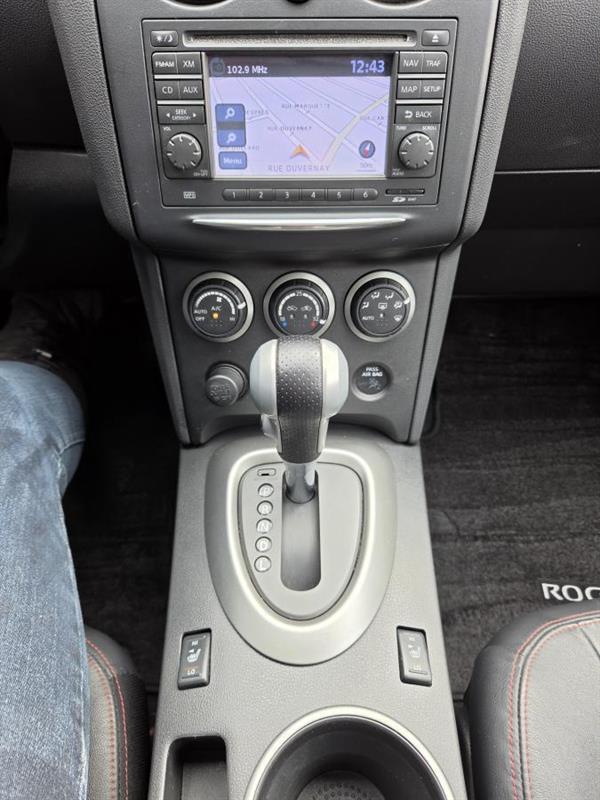2011 Nissan Rogue - Image 22