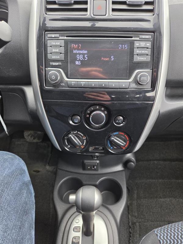 2017 Nissan Versa - Image 21