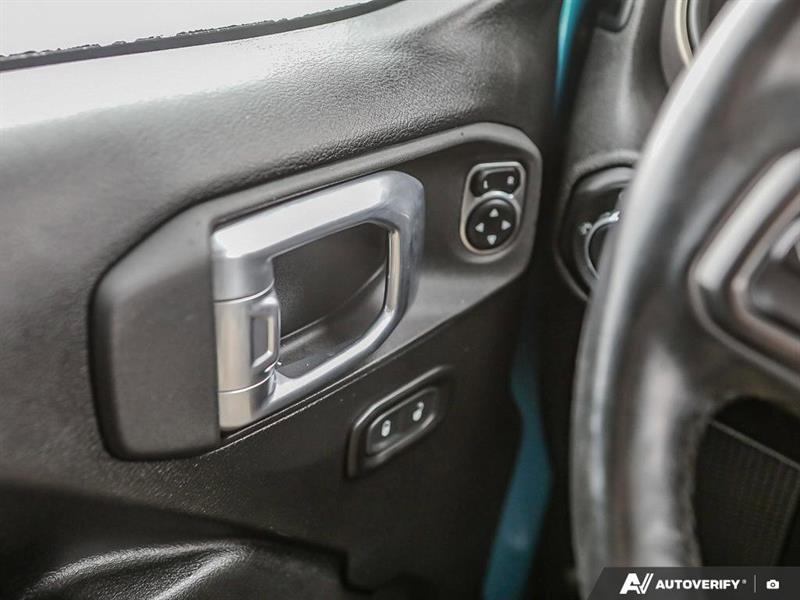 jeep Wrangler Unlimited 2020 - 11